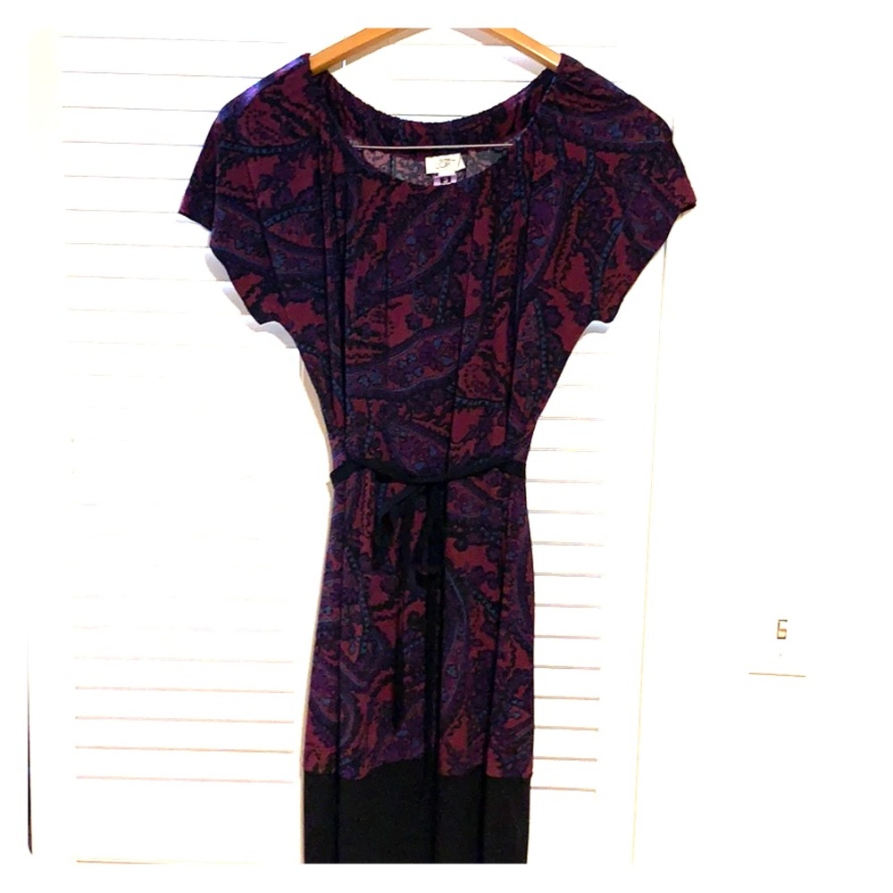 Loft Rayon paisley black & purple dress
